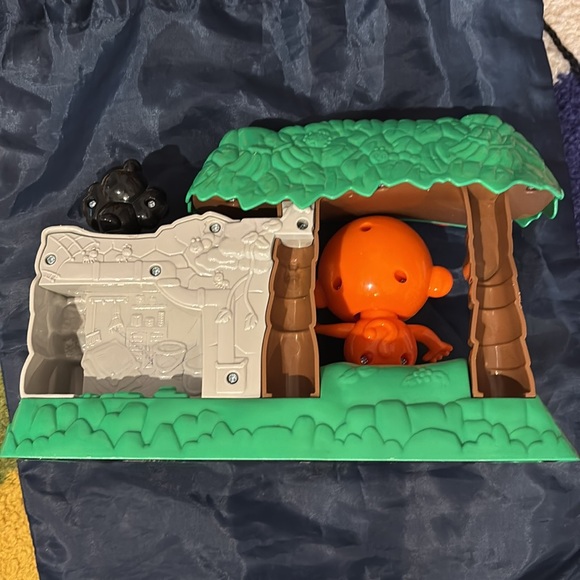 VTech Learn and Dance Interactive Zoo - Picture 2 of 2